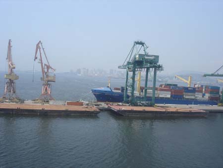 Le port commercial